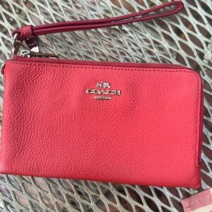 Coach Vibrant Leather Wristlet/ Wallet